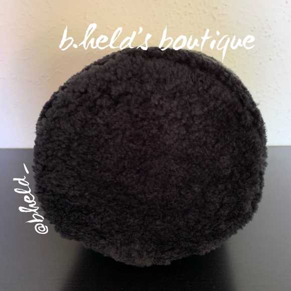 lululemon Crossbody Bucket Bag *Fleece 2.5L in Black One Size Brand New NWT - Picture 12 of 15